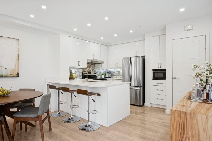 Photo 12 at 1985 Dunbar Street, Kitsilano, Vancouver West