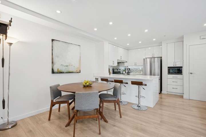 Photo 9 at 1985 Dunbar Street, Kitsilano, Vancouver West