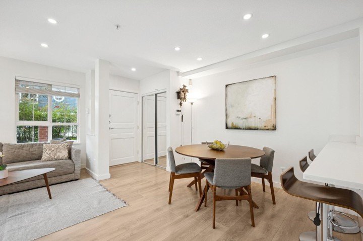 Photo 8 at 1985 Dunbar Street, Kitsilano, Vancouver West