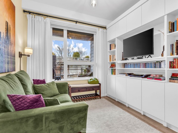 Photo 16 at 206 - 715 W 15th Street, Mosquito Creek, North Vancouver