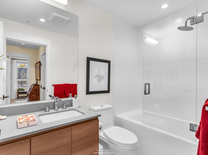 Photo 18 at 206 - 715 W 15th Street, Mosquito Creek, North Vancouver