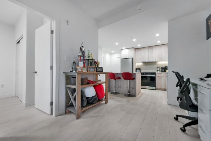 Photo 12 at 409 - 3596 Malsum Drive, Roche Point, North Vancouver