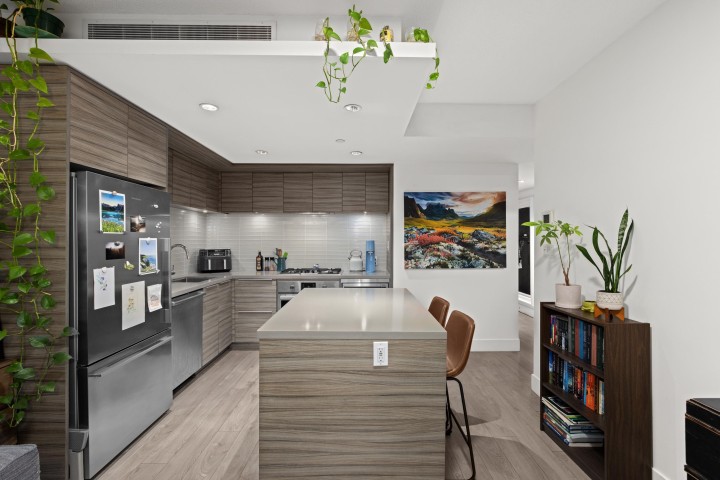 Photo 7 at 205 - 1550 Fern Street, Lynnmour, North Vancouver