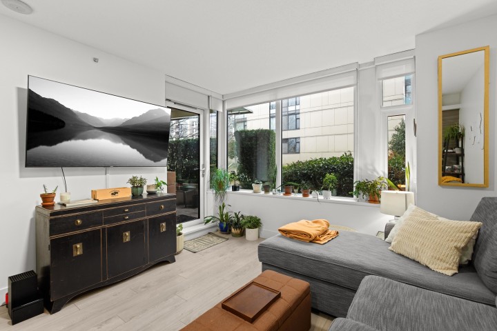 Photo 10 at 205 - 1550 Fern Street, Lynnmour, North Vancouver