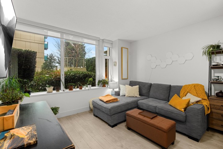 Photo 11 at 205 - 1550 Fern Street, Lynnmour, North Vancouver