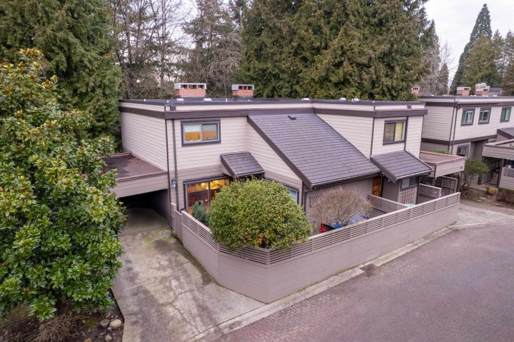 Photo 2 at 3993 Parkway Drive, Quilchena, Vancouver West