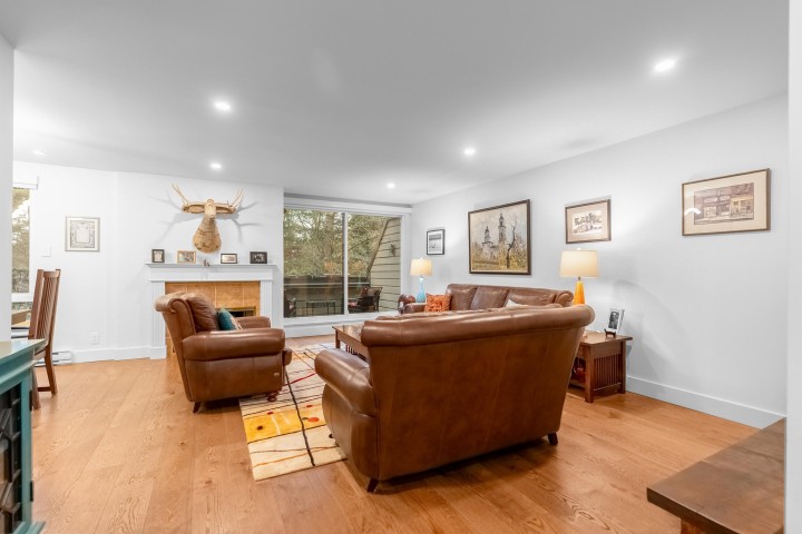 Photo 3 at 3993 Parkway Drive, Quilchena, Vancouver West