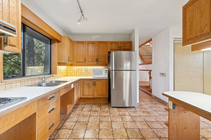 Photo 8 at 4436 W 11th Avenue, Point Grey, Vancouver West