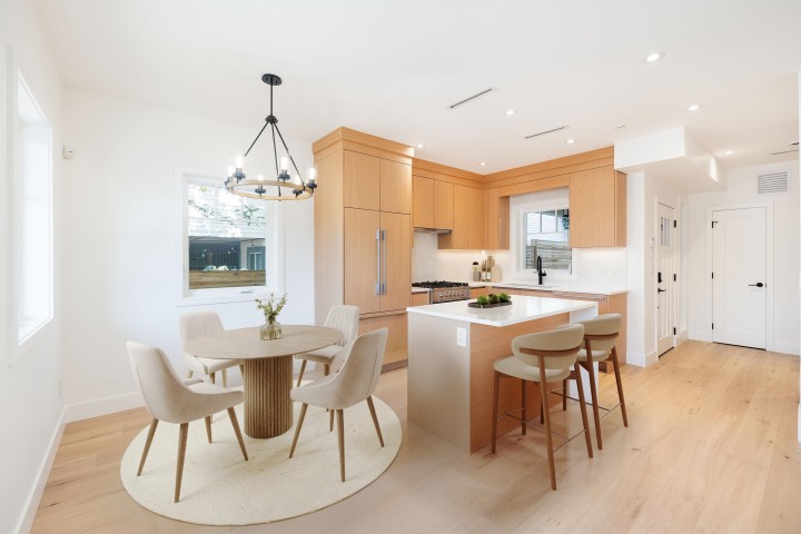 Photo 3 at 261 W 6th Street, Lower Lonsdale, North Vancouver