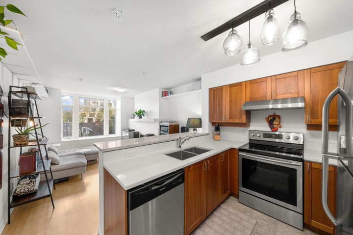 Photo 1 at 301 - 3727 W 10 Avenue, Point Grey, Vancouver West