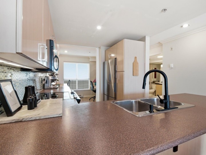 Photo 5 at 403 - 212 Lonsdale Avenue, Lower Lonsdale, North Vancouver