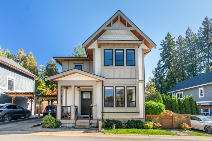 Photo 2 at 2020 Carson Court, Central Lonsdale, North Vancouver