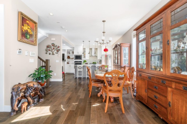 Photo 7 at 2020 Carson Court, Central Lonsdale, North Vancouver