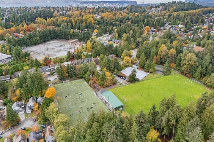 Photo 32 at 104 - 2375 Emery Court, Lynn Valley, North Vancouver