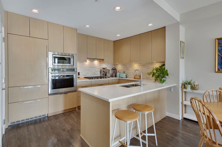 Photo 9 at 207 - 3825 Cates Landing Way, Roche Point, North Vancouver