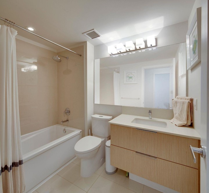 Photo 18 at 207 - 3825 Cates Landing Way, Roche Point, North Vancouver