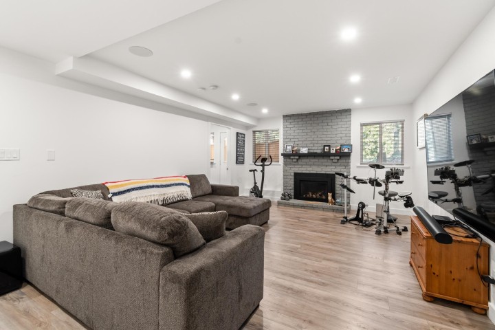 Photo 17 at 1955 Chesterfield Avenue, Central Lonsdale, North Vancouver