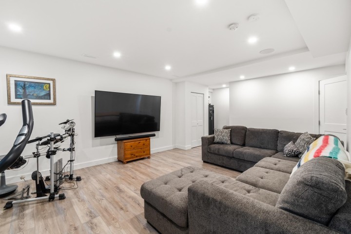 Photo 16 at 1955 Chesterfield Avenue, Central Lonsdale, North Vancouver