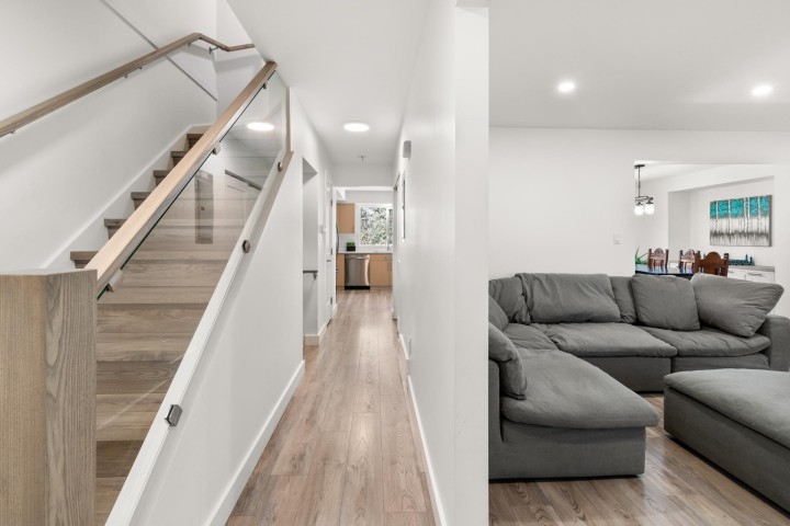 Photo 5 at 1955 Chesterfield Avenue, Central Lonsdale, North Vancouver