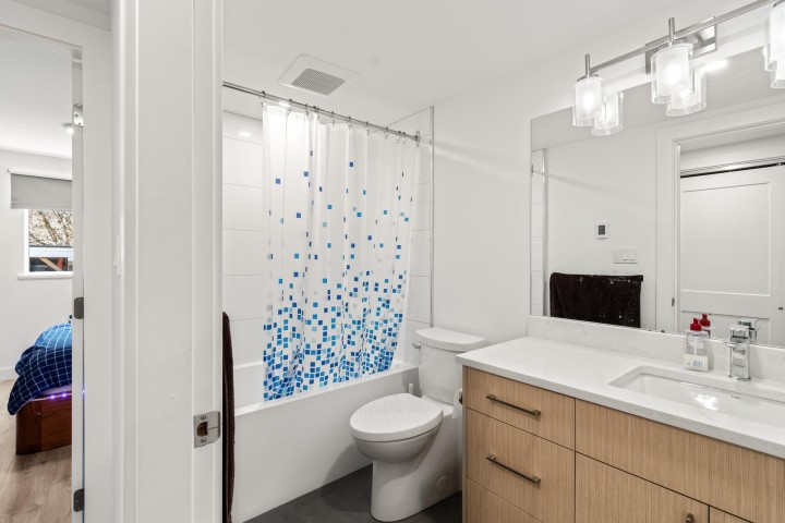 Photo 20 at 1955 Chesterfield Avenue, Central Lonsdale, North Vancouver