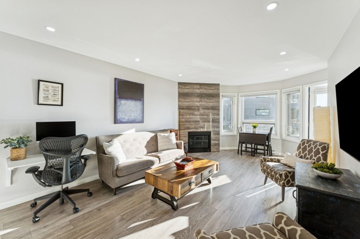 Photo 17 at 305 - 175 W 4th Street, Lower Lonsdale, North Vancouver