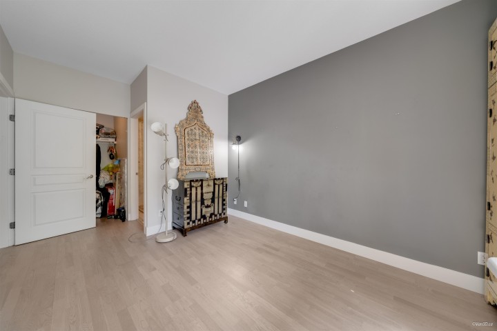 Photo 12 at 206 - 2175 Salal Drive, Kitsilano, Vancouver West