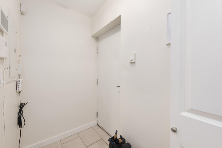 Photo 23 at 319 W 59th Avenue, South Cambie, Vancouver West