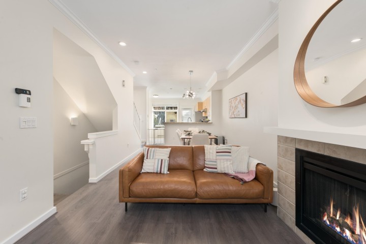 Photo 10 at 319 W 59th Avenue, South Cambie, Vancouver West