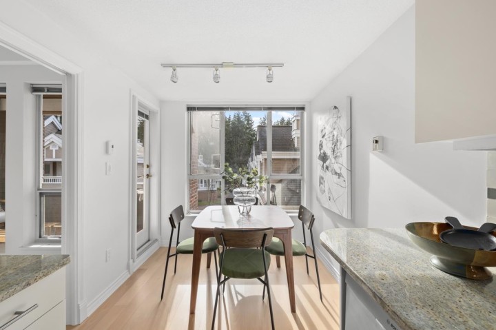 Photo 14 at 207 - 5760 Hampton Place, University VW, Vancouver West