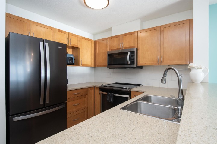 Photo 12 at 409 - 365 E 1st Street, Lower Lonsdale, North Vancouver