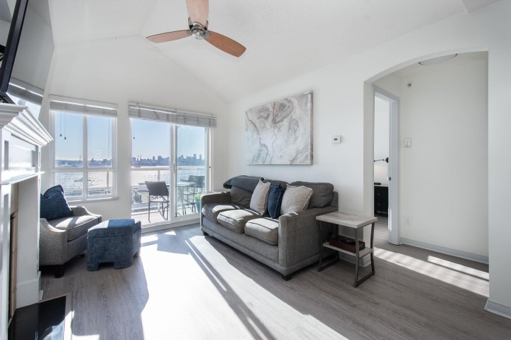 Photo 7 at 409 - 365 E 1st Street, Lower Lonsdale, North Vancouver