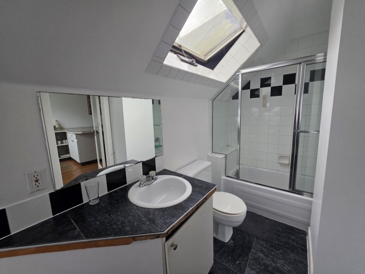 Photo 22 at 345 W 13th Avenue, Mount Pleasant VW, Vancouver West