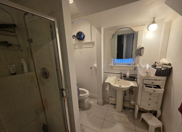 Photo 7 at 345 W 13th Avenue, Mount Pleasant VW, Vancouver West