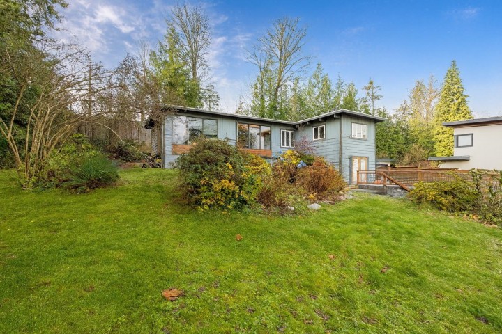 Photo 12 at 873 Baycrest Drive, Dollarton, North Vancouver