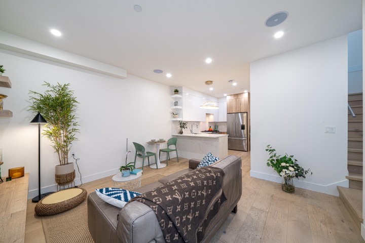 Photo 12 at 1 - 369 E 16th Avenue, Mount Pleasant VE, Vancouver East