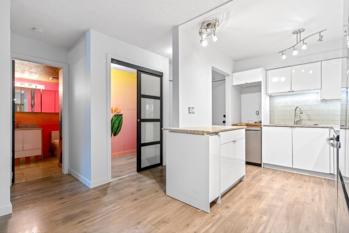 Photo 17 at 205 - 2328 Oxford Street, Hastings, Vancouver East
