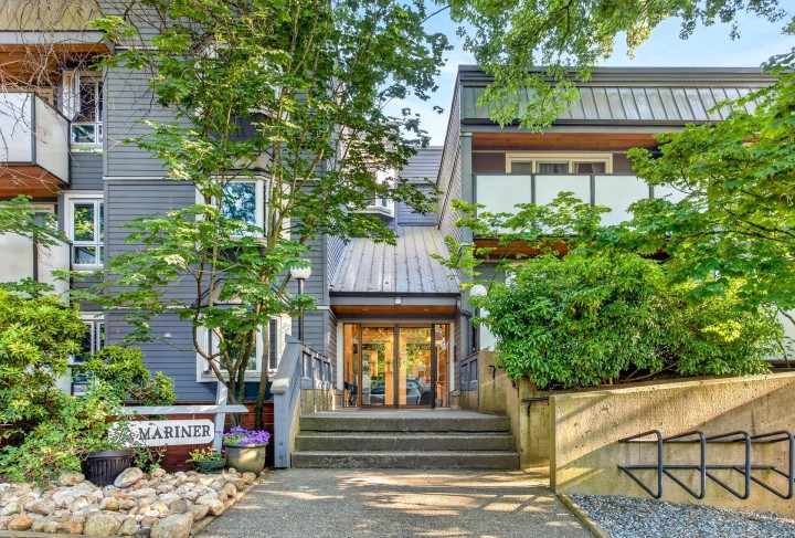 Photo 1 at 205 - 2328 Oxford Street, Hastings, Vancouver East