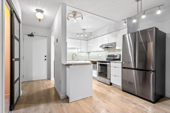 Photo 15 at 205 - 2328 Oxford Street, Hastings, Vancouver East