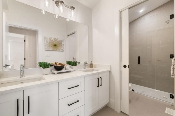 Photo 19 at 338 W 24th Street, Central Lonsdale, North Vancouver