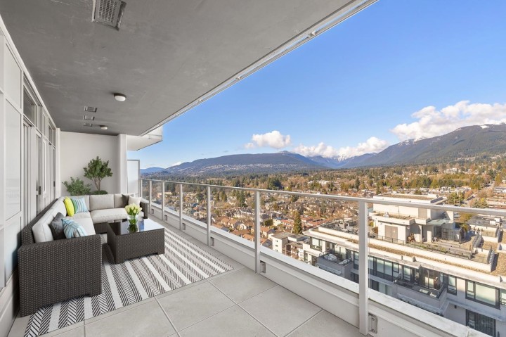 Photo 1 at 1804 - 1320 Chesterfield Avenue, Central Lonsdale, North Vancouver