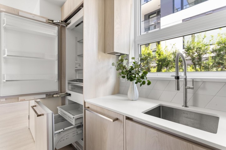 Photo 10 at 3249 Clive Avenue, Collingwood VE, Vancouver East
