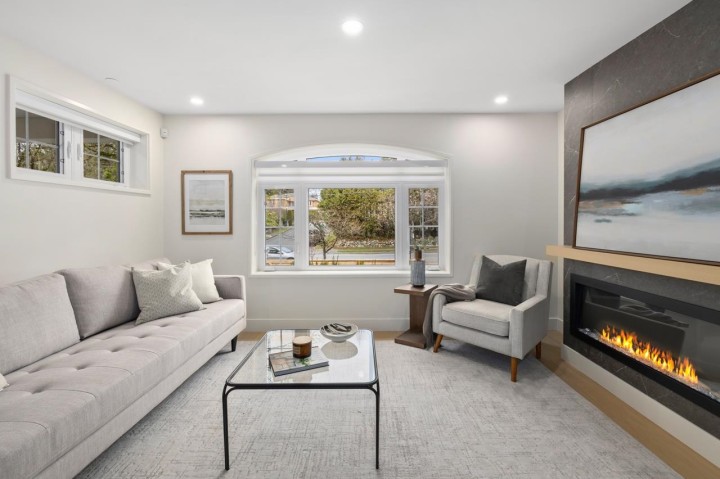 Photo 5 at 2438 W 49 Avenue, S.W. Marine, Vancouver West