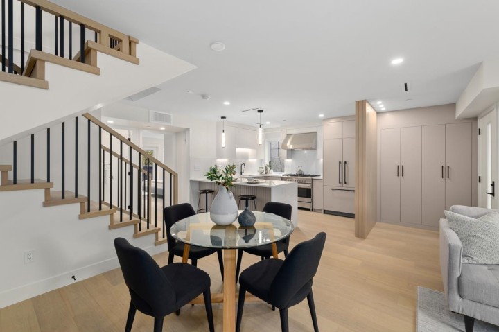 Photo 10 at 2438 W 49 Avenue, S.W. Marine, Vancouver West