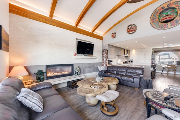 Photo 7 at 29 - 415 Esplanade Avenue, Mosquito Creek, North Vancouver