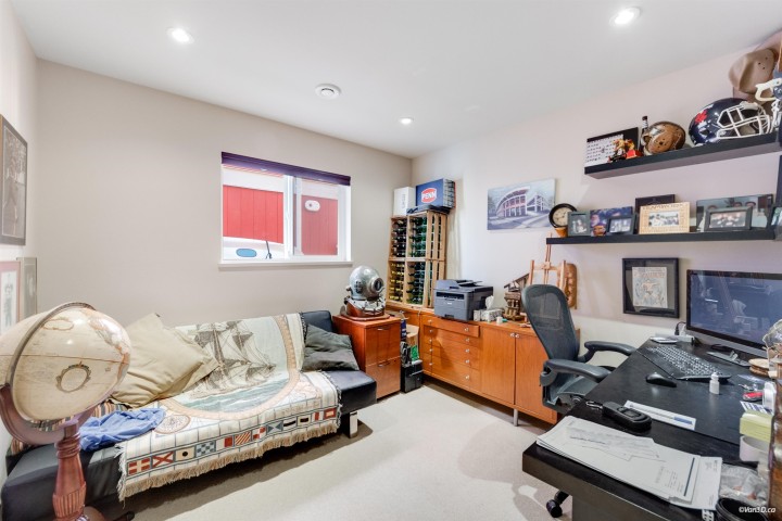 Photo 25 at 29 - 415 Esplanade Avenue, Mosquito Creek, North Vancouver