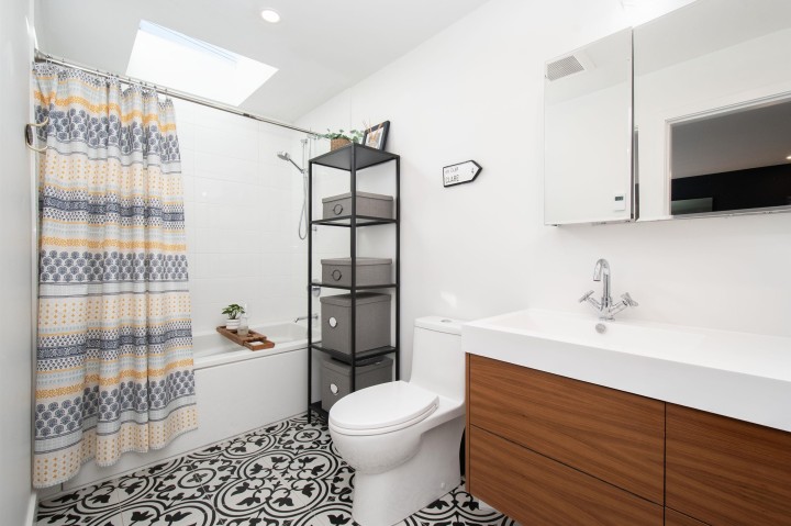 Photo 22 at 3981 Lynn Valley Road, Lynn Valley, North Vancouver