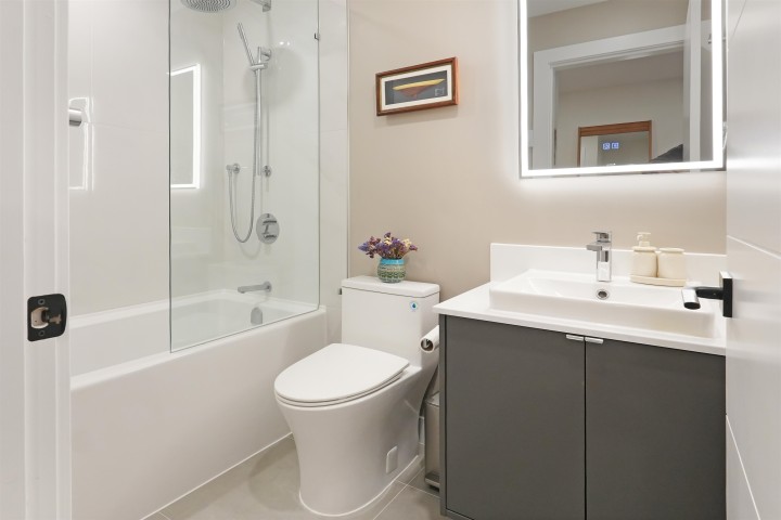 Photo 13 at 4990 Capilano Road, Canyon Heights NV, North Vancouver