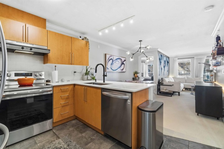 Photo 2 at 406 - 1150 E 29th Street, Lynn Valley, North Vancouver