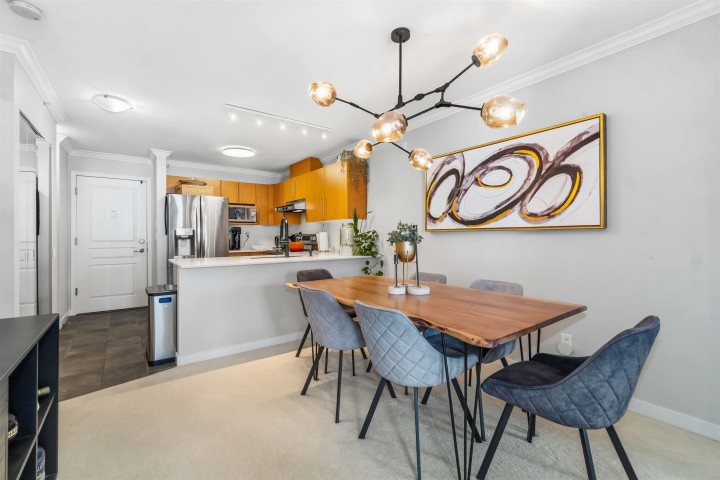 Photo 6 at 406 - 1150 E 29th Street, Lynn Valley, North Vancouver