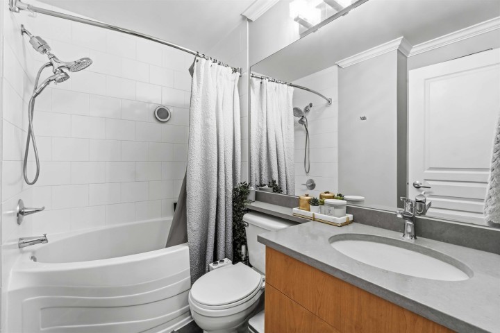 Photo 17 at 406 - 1150 E 29th Street, Lynn Valley, North Vancouver